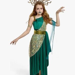 Medusa costume, m8-10